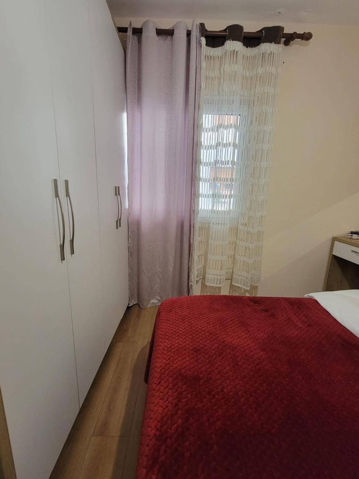 Ajla Komuna Apartament Διαμέρισμα Τίρανα Εξωτερικό φωτογραφία